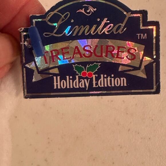 Limited Treasures Heavenly Holly White Plush Bear with Santa Hat. Retired - Picture 5 of 8